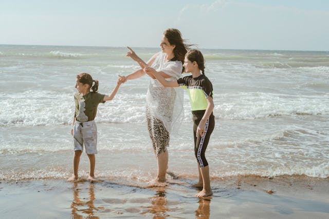 Les indispensables mode enfant pour des vacances réussies